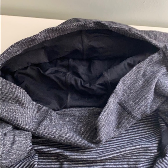 Lululemon stride fleece lined jacket scuba hoodie - Picture 5 of 8